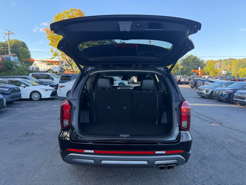 Used 2025 Hyundai Palisade SEL FWD image 24
