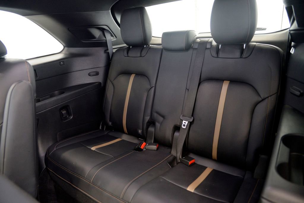 Certified 2024 MAZDA CX-90 Plug-In Hybrid w/ Premium Plus image 30