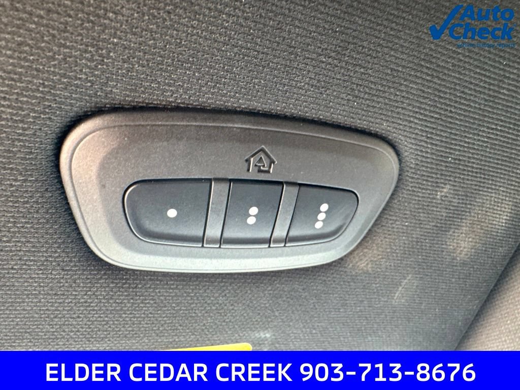 Used 2025 RAM 2500 Laramie AWD/4WD image 22