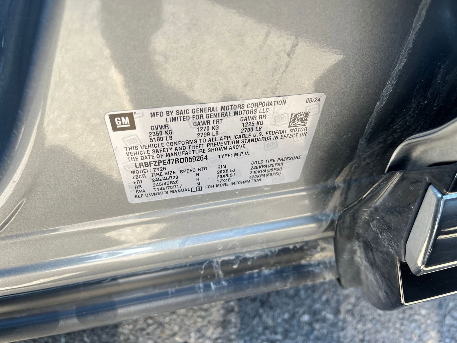 Used 2024 Buick Envision Sport Touring image 29