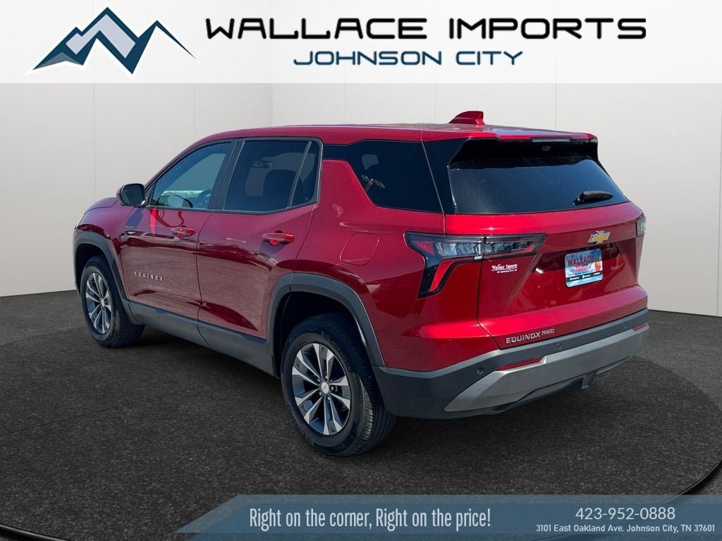 Used 2025 Chevrolet Equinox LT w/ Safety and Technology Package AWD/4WD image 3