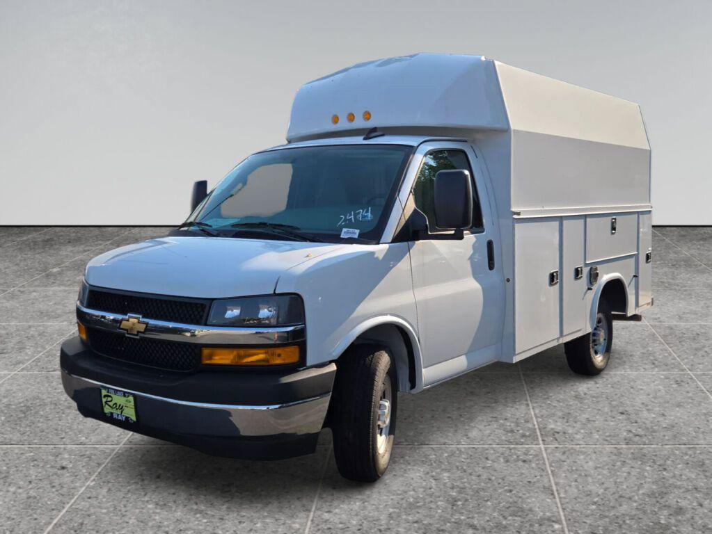 New 2026 Chevrolet Express 3500 w/ Power Convenience Package RWD image 4
