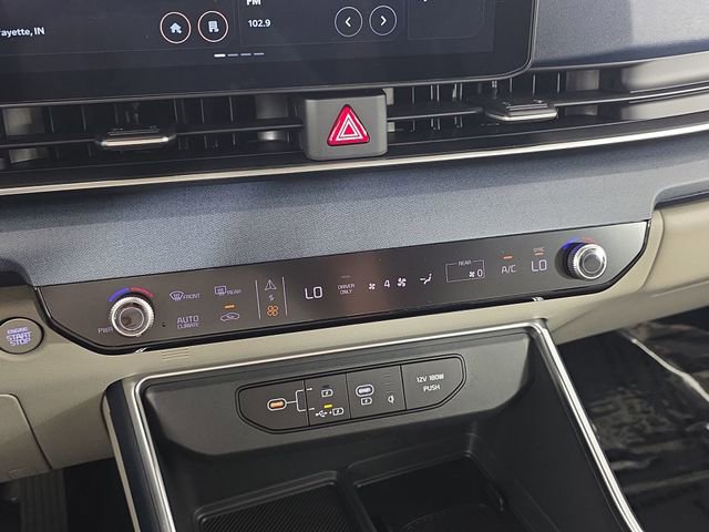 New 2026 Kia Carnival EX image 24