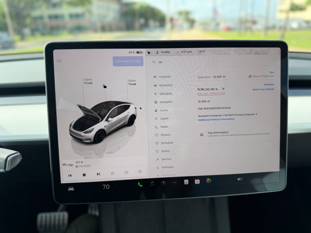 Used 2024 Tesla Model Y Performance image 8