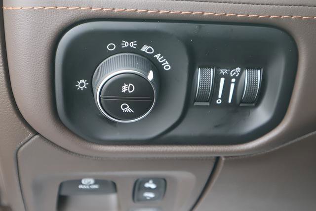 New 2026 RAM 1500 Limited image 17