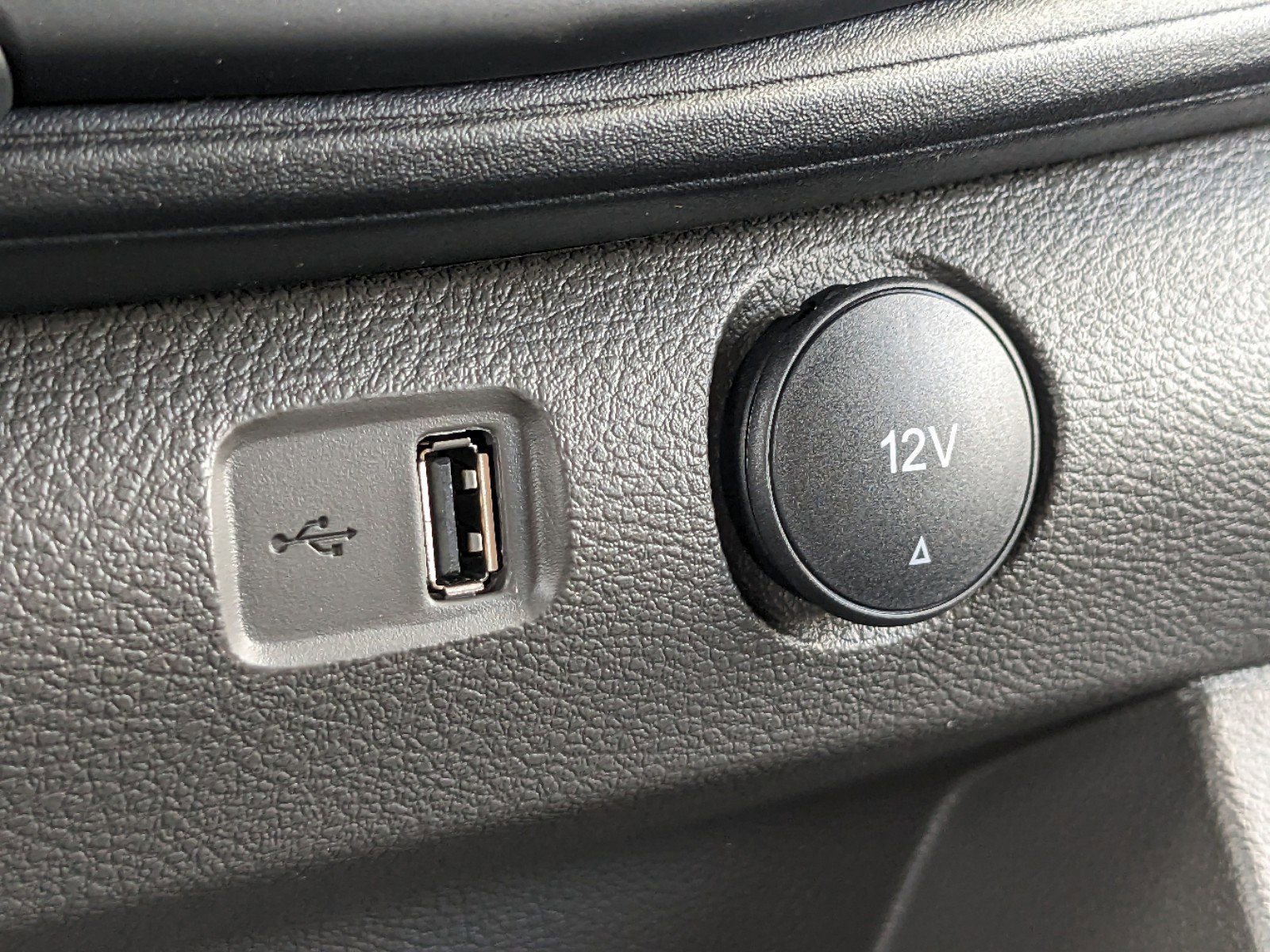 New 2024 Ford Transit 350 148 High Roof DRW AWD w/ Exterior Upgrade Package image 18