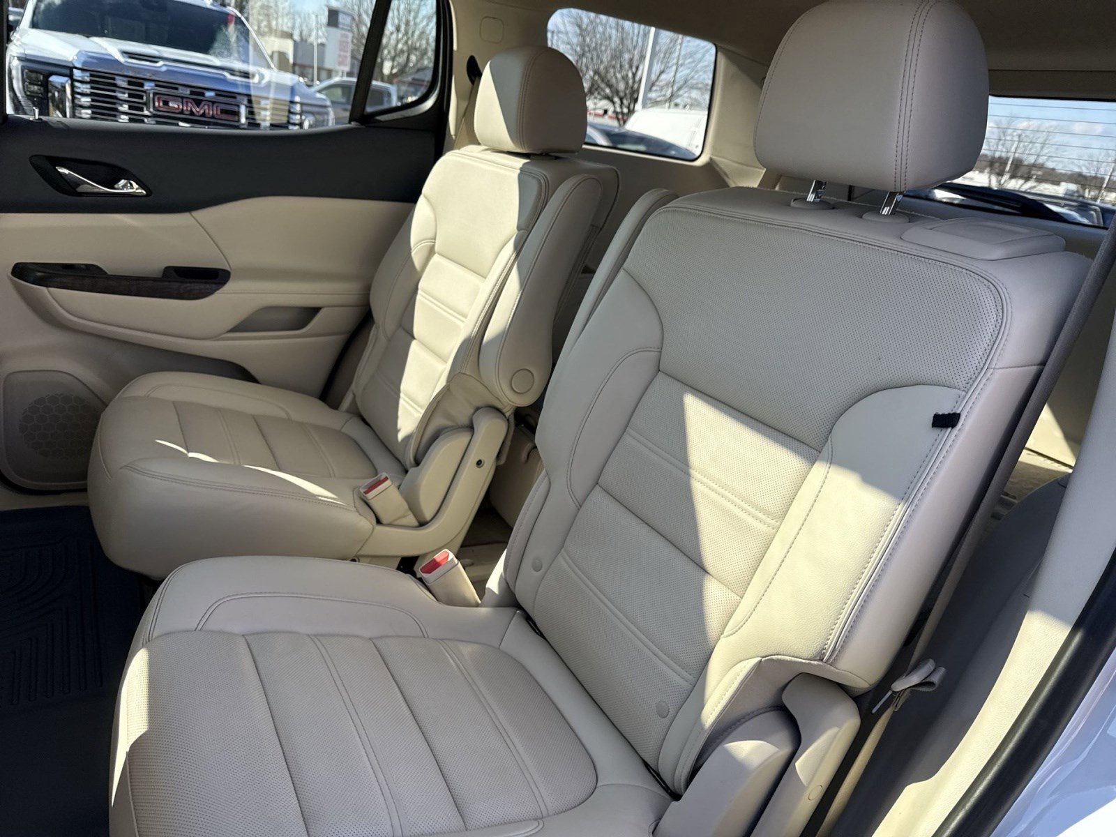 Used 2023 GMC Acadia Denali w/ Denali Ultimate Package image 21