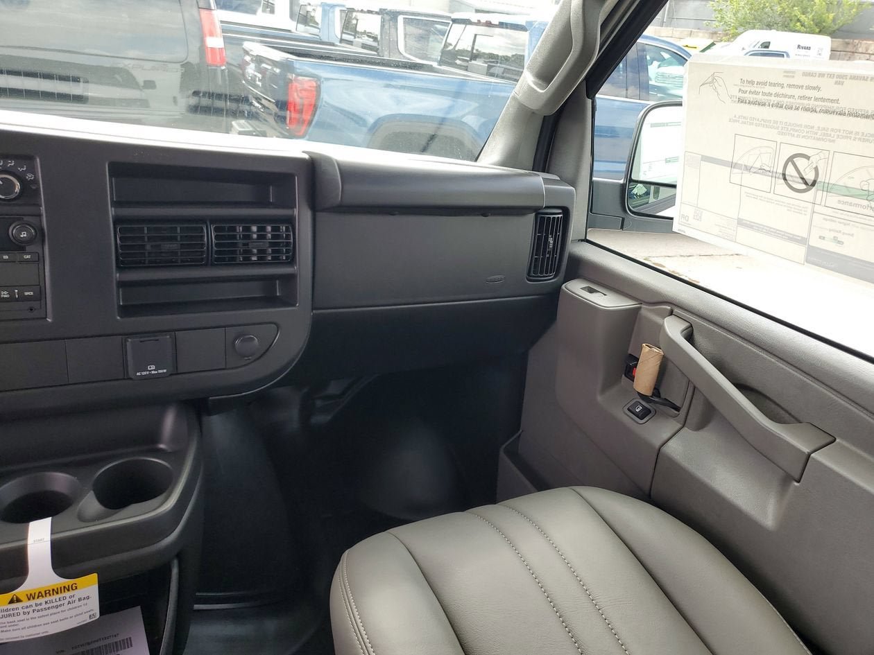 New 2026 GMC Savana 2500 Extended RWD image 15