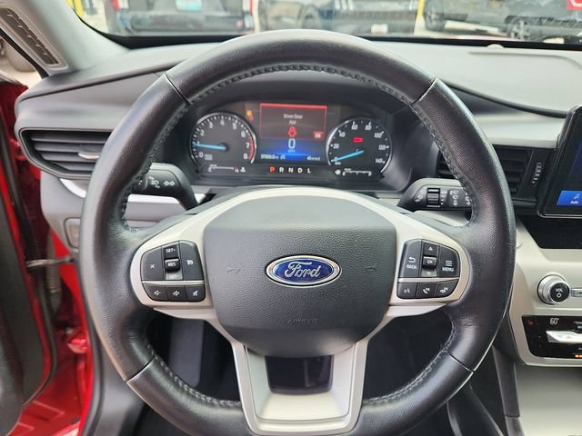Used 2021 Ford Explorer XLT AWD/4WD image 14