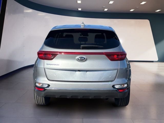 Used 2020 Kia Sportage LX image 4