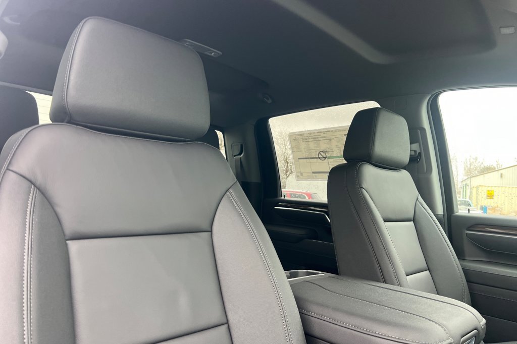 New 2026 Chevrolet Silverado 3500 LT w/ All Star Edition image 13