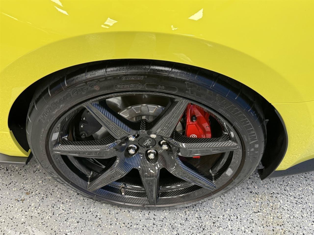 Used 2021 Ford Mustang Shelby GT500 w/ Carbon Fiber Track Pack RWD image 25