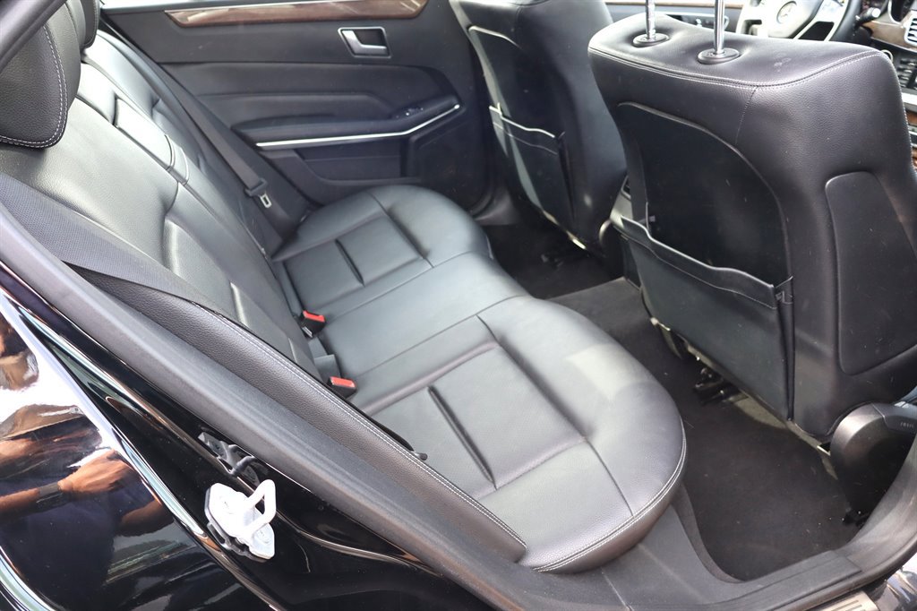 Used 2014 Mercedes-Benz E 250 BlueTEC Sedan image 23