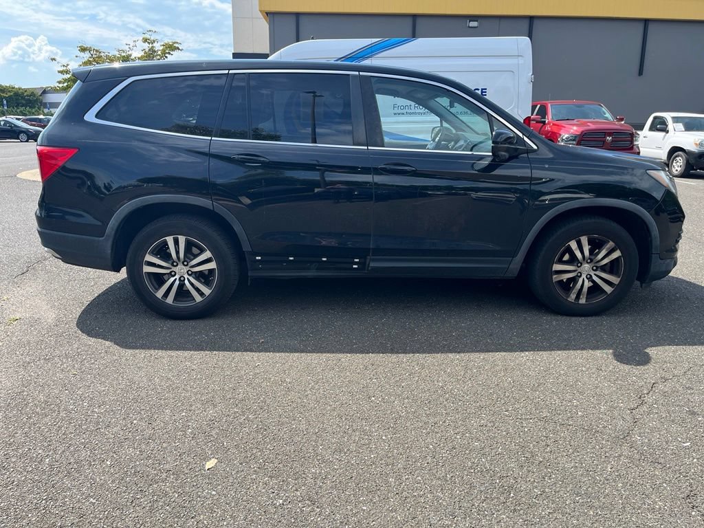 Used 2017 Honda Pilot EX image 8