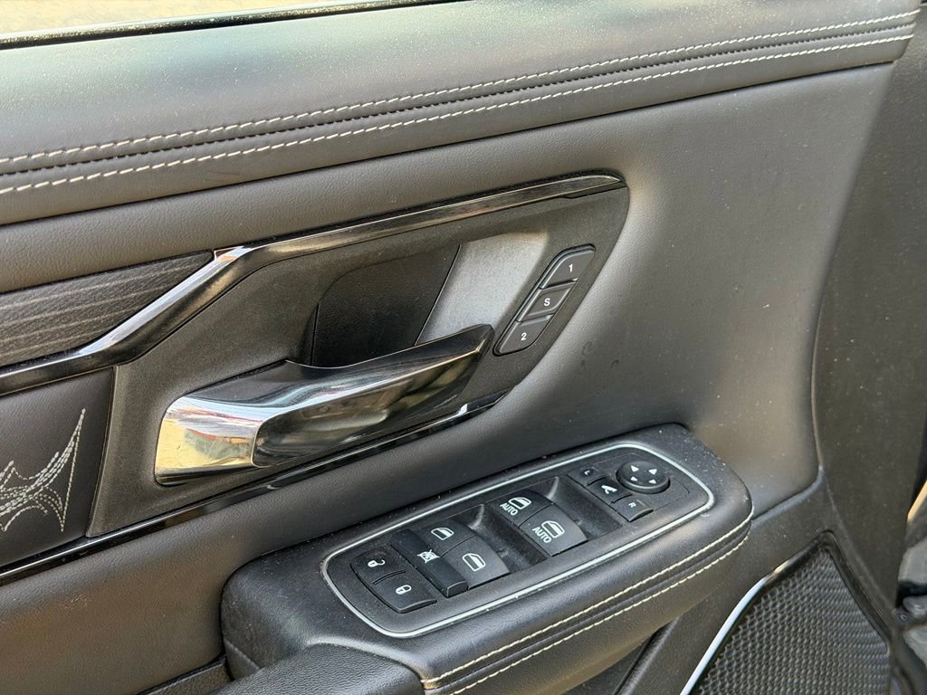 Used 2023 RAM 1500 Limited w/ Body Color Bumper Group AWD/4WD image 9