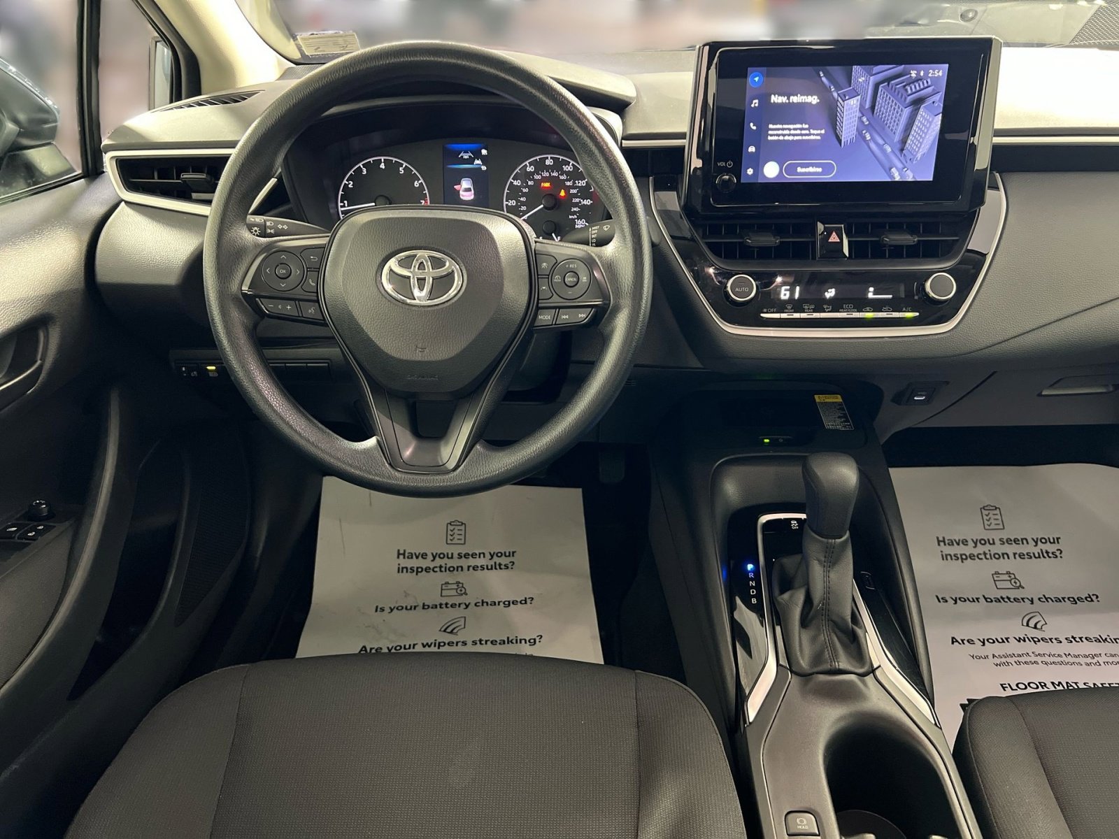 Used 2025 Toyota Corolla LE w/ LE Premium Package FWD image 24
