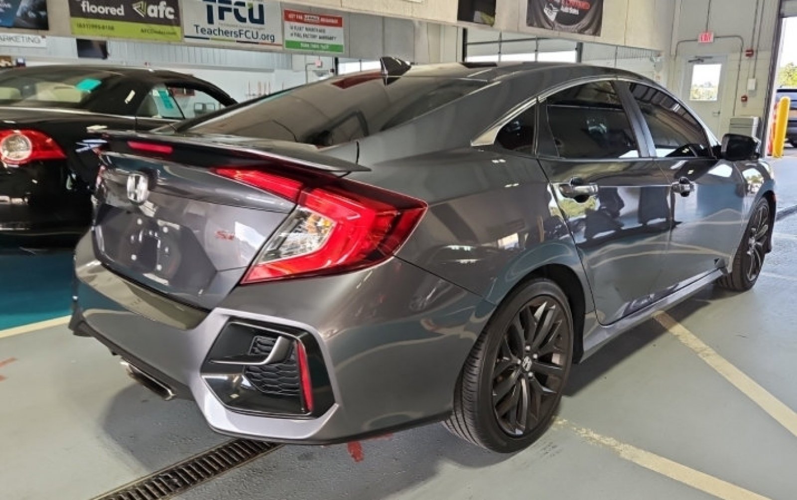 Used 2020 Honda Civic Si image 3