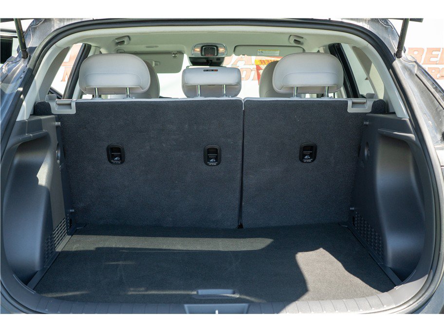 Used 2025 Hyundai Kona SEL FWD image 28