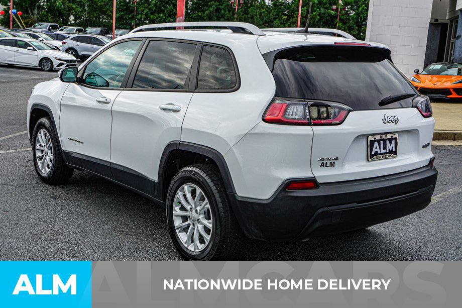 Used 2021 Jeep Cherokee Latitude AWD/4WD image 4