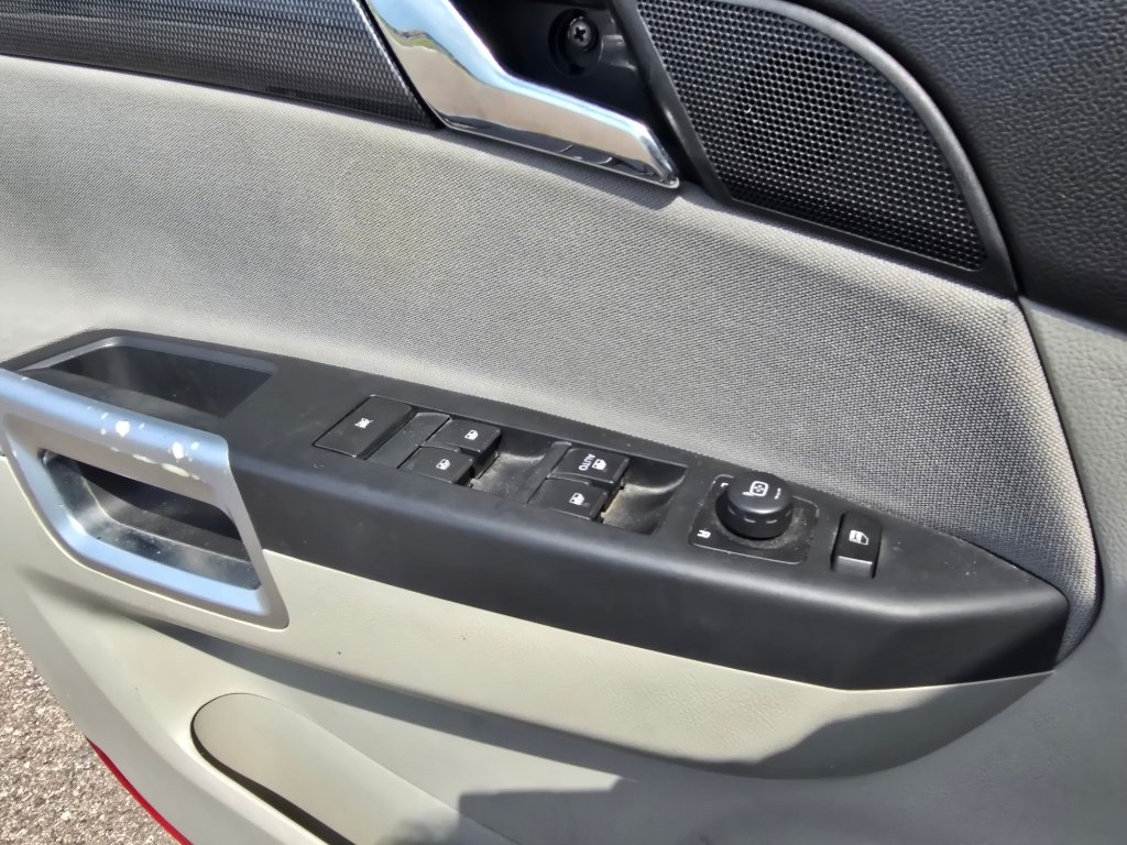 Used 2008 Saturn Vue XR FWD image 19