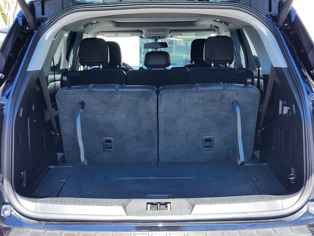 Certified 2022 Ford Explorer XLT w/ Equipment Group 202A AWD/4WD image 34