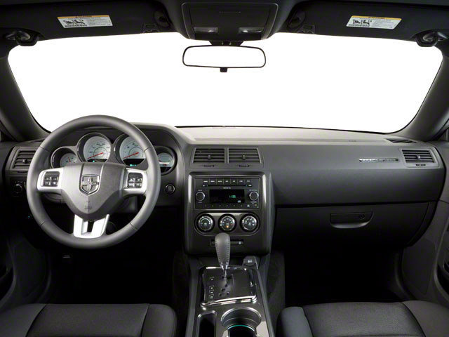 Used 2013 Dodge Challenger SXT RWD image 10