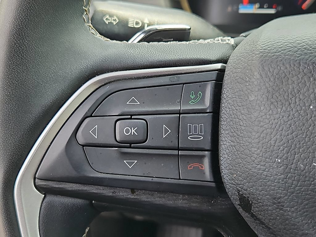 Certified 2024 Jeep Grand Cherokee L Altitude AWD/4WD image 21