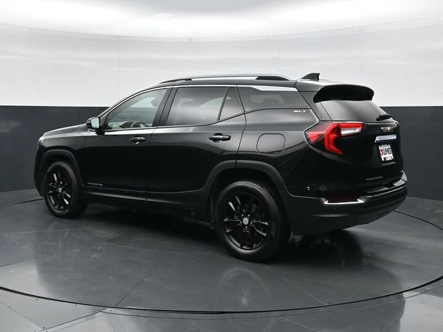 Used 2023 GMC Terrain SLT w/ Infotainment Package II AWD/4WD image 7