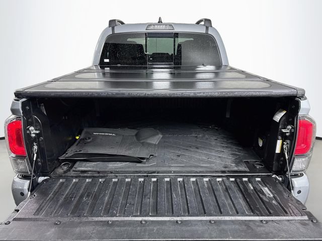 Used 2020 Toyota Tacoma Limited AWD/4WD image 26