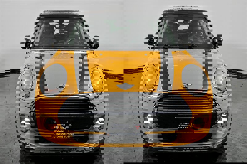 Used 2016 MINI Cooper 2-Door Hardtop image 4