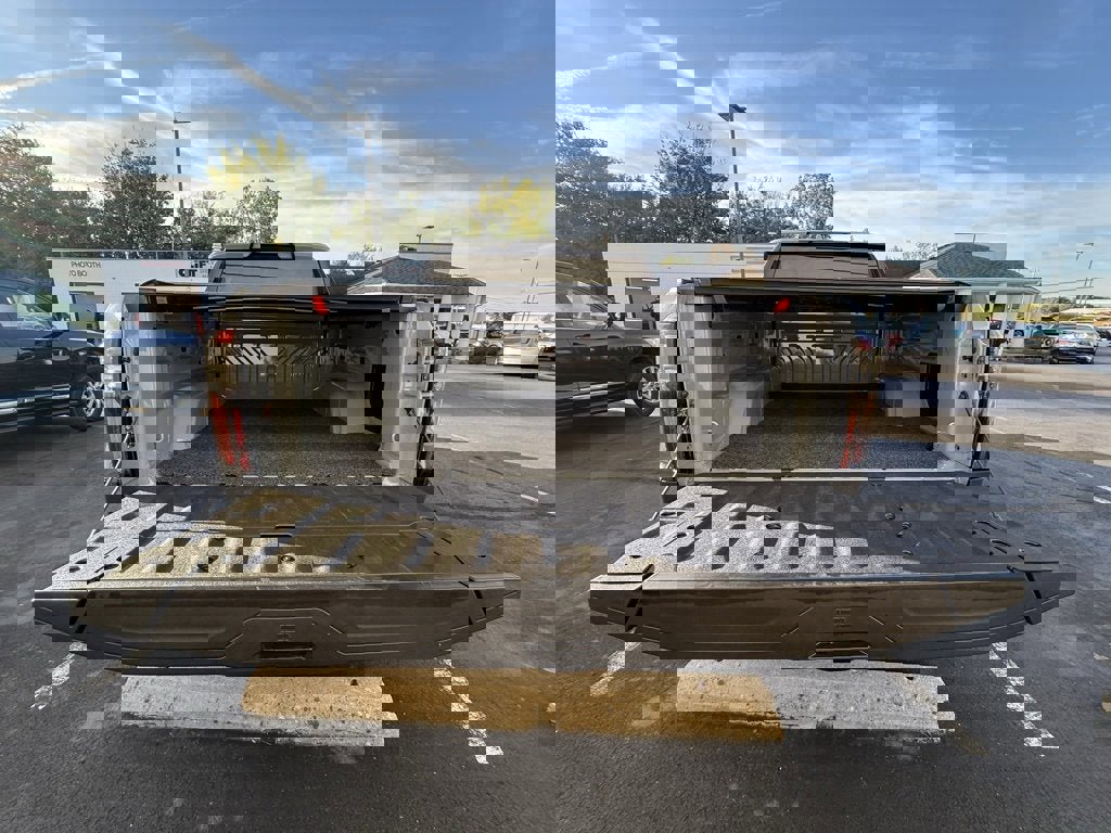 New 2026 GMC Sierra EV Elevation image 5