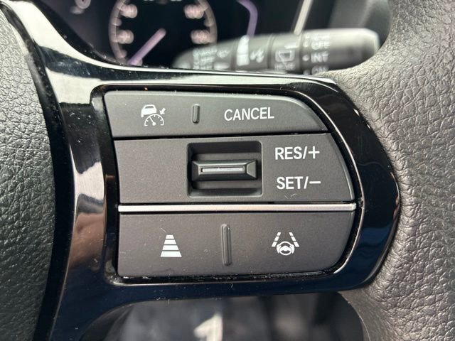 Used 2023 Honda Pilot LX image 31