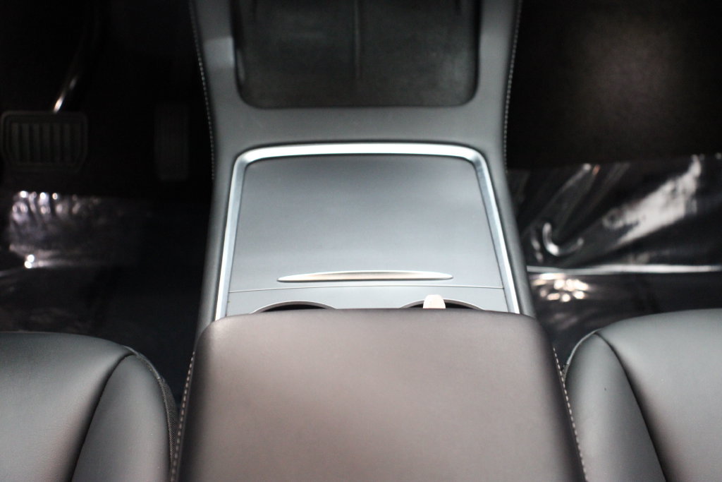 Used 2023 Tesla Model Y Long Range AWD/4WD image 13
