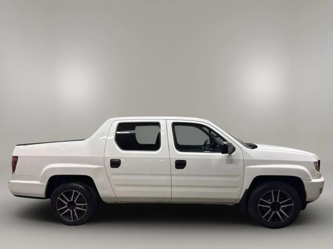 Used 2013 Honda Ridgeline Sport image 2