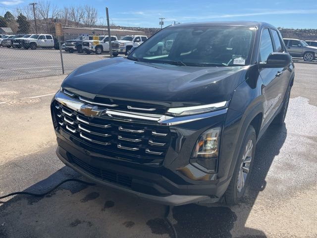 Used 2025 Chevrolet Equinox LT image 1