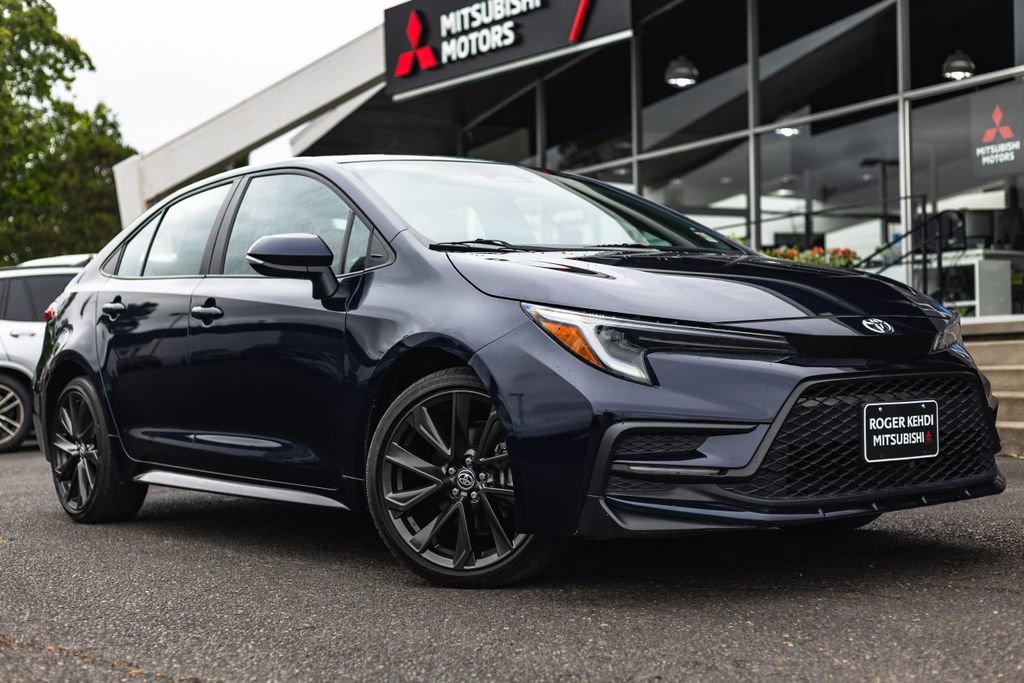 Used 2023 Toyota Corolla XSE w/ Carpet Mat Package (TMS) FWD image 1