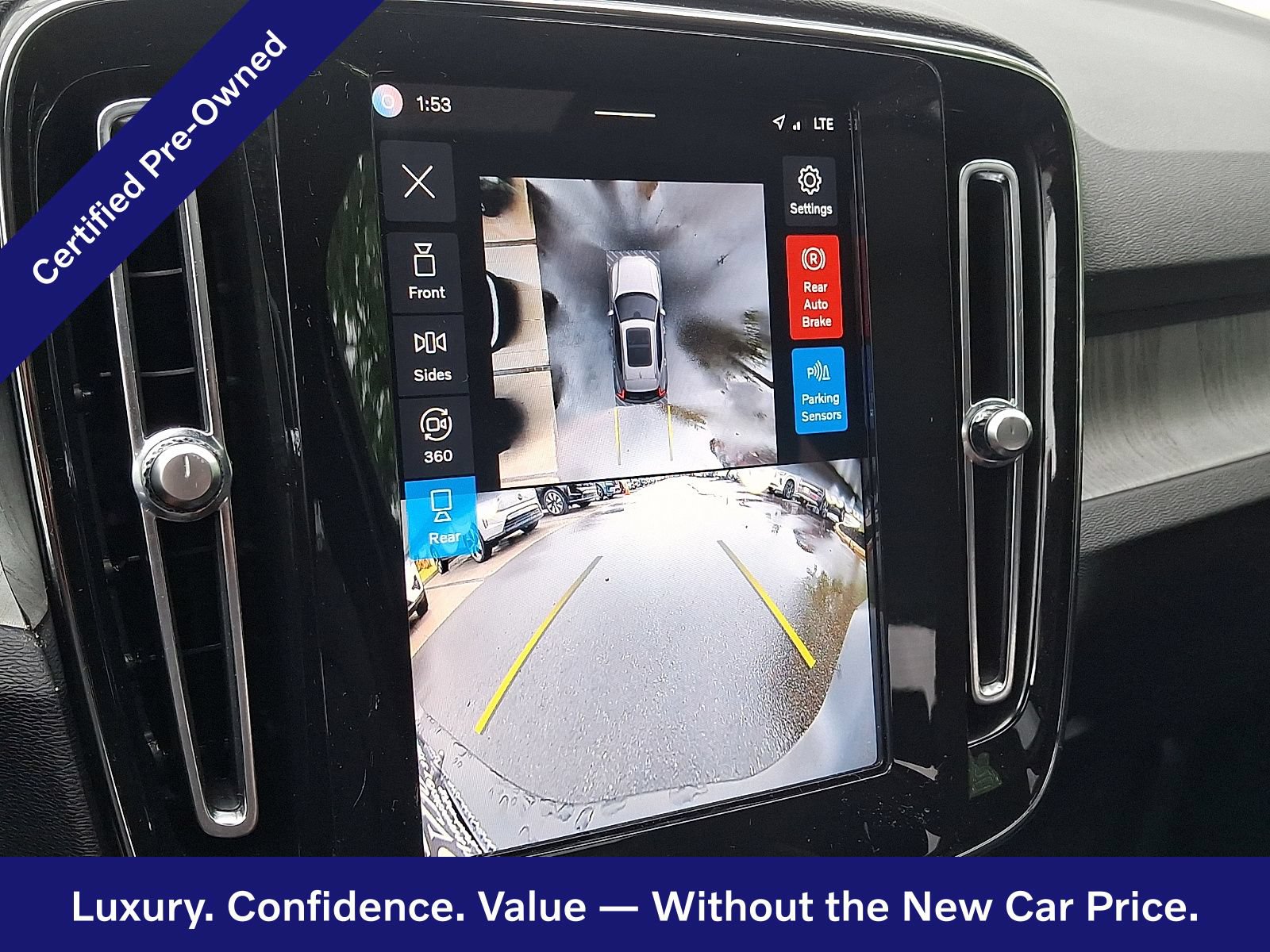 Certified 2024 Volvo XC40 B5 Plus w/ Protection Package Premier AWD/4WD image 19