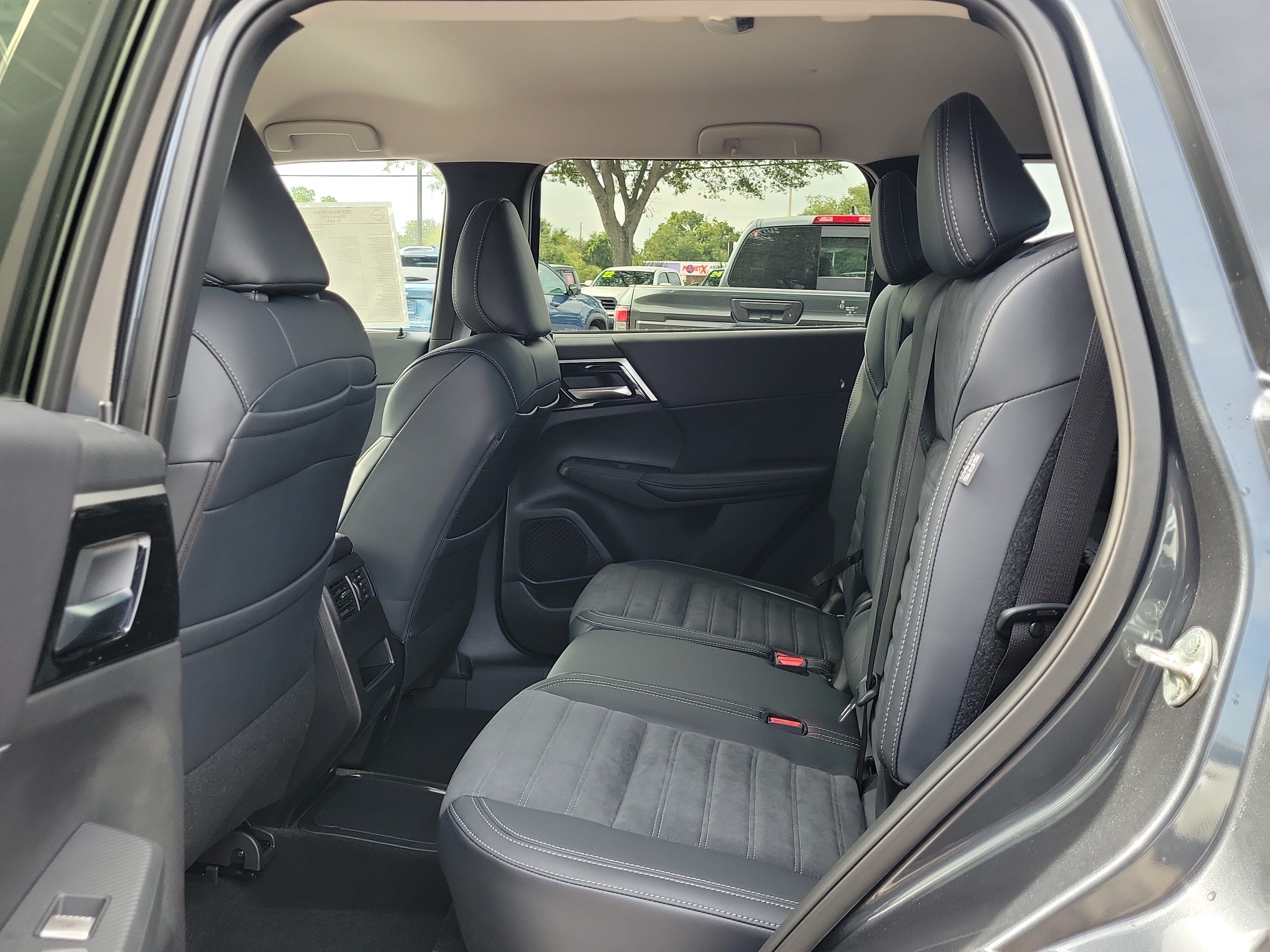 New 2026 Nissan Rogue SL AWD/4WD image 8