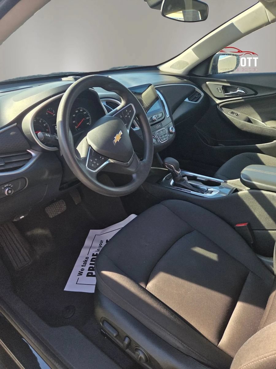 Used 2024 Chevrolet Malibu LT FWD image 8