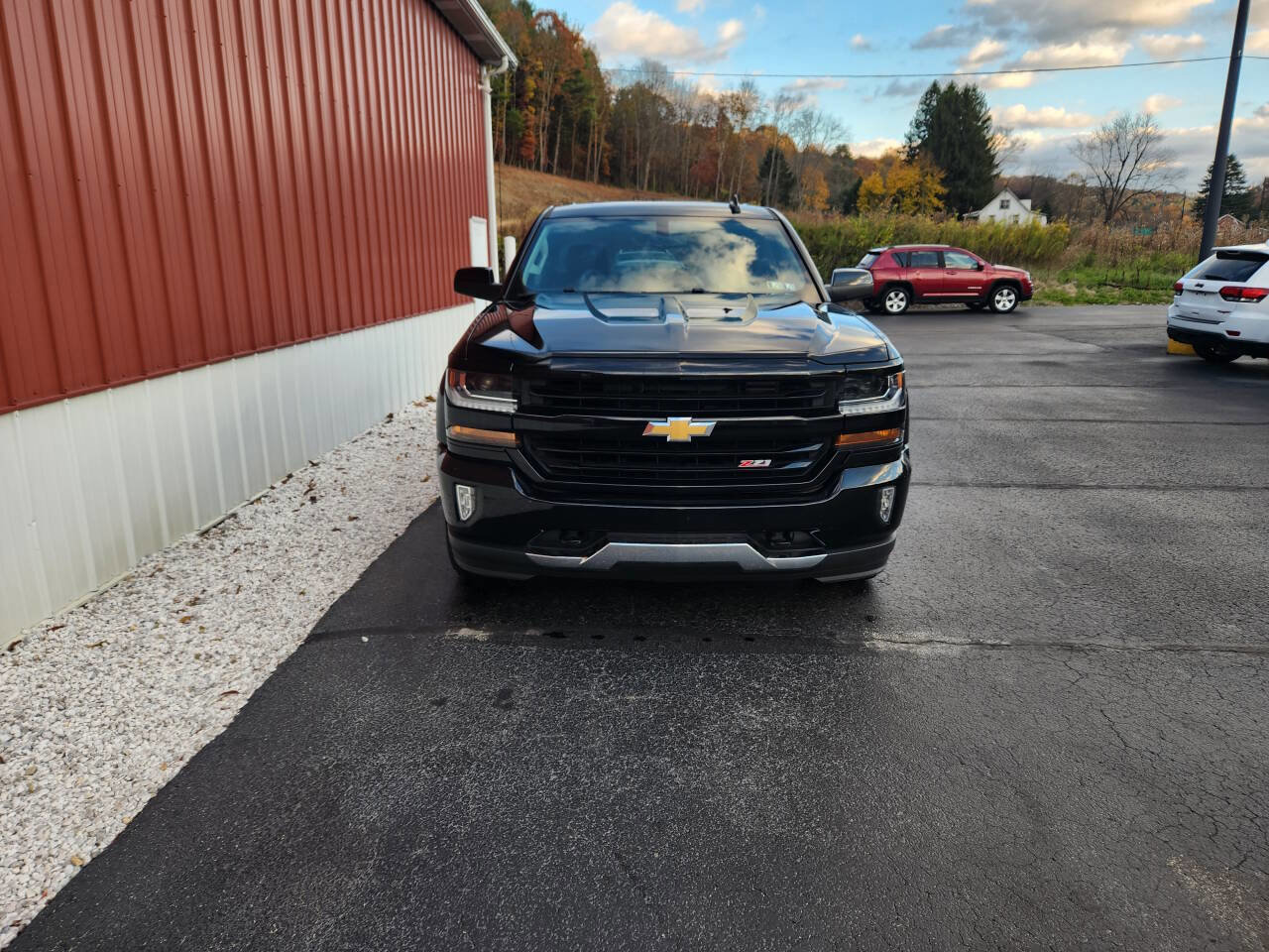 Used 2018 Chevrolet Silverado 1500 LT w/ All Star Edition image 4