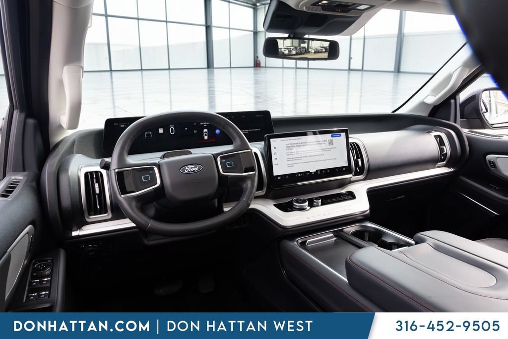 Used 2025 Ford Expedition Max Active AWD/4WD image 18