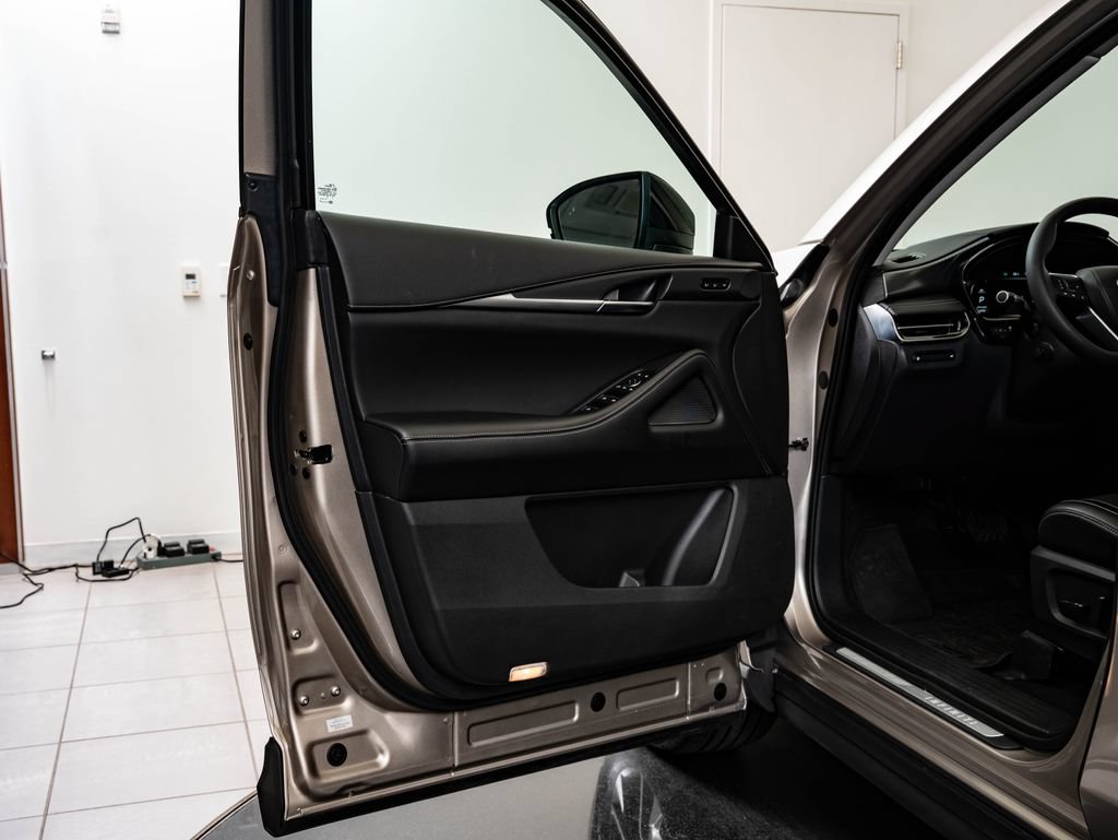 Used 2023 INFINITI QX60 Luxe AWD/4WD image 28