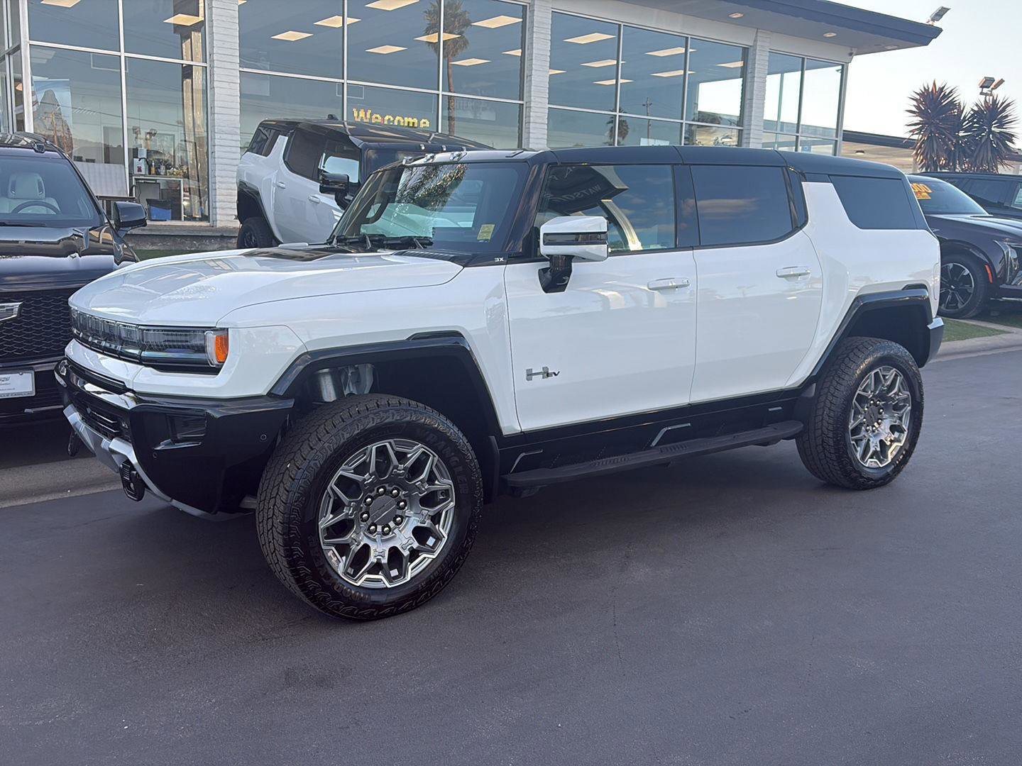 Used 2024 GMC Hummer EV 3X image 3