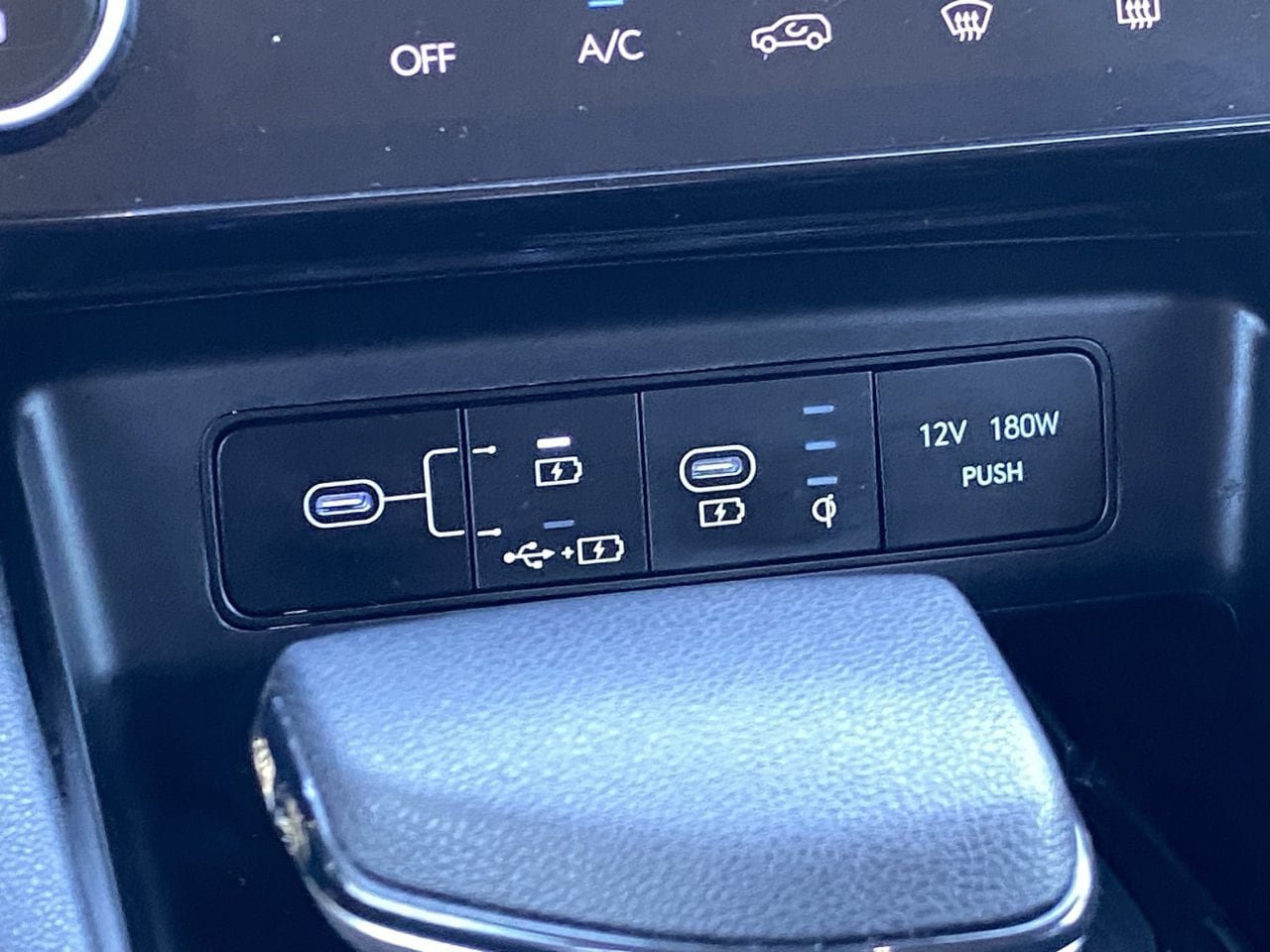 Used 2025 Hyundai Tucson SEL FWD image 23