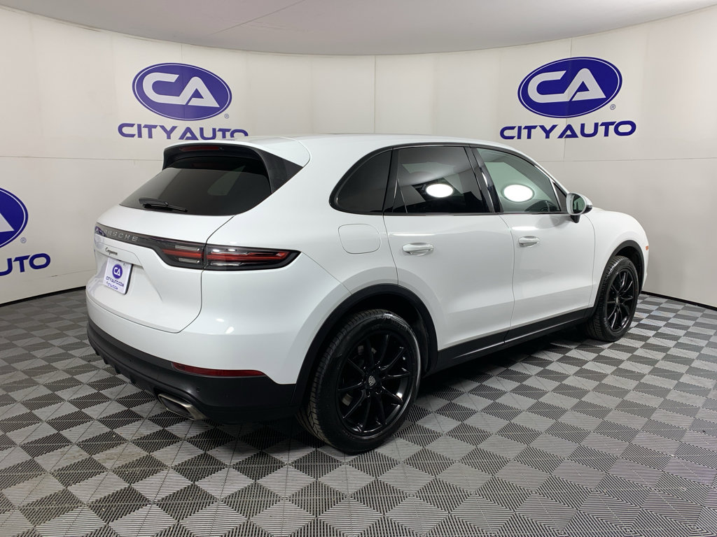 Used 2019 Porsche Cayenne image 3