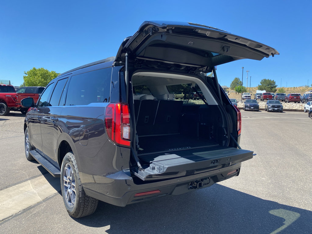 New 2025 Ford Expedition Max Active image 25