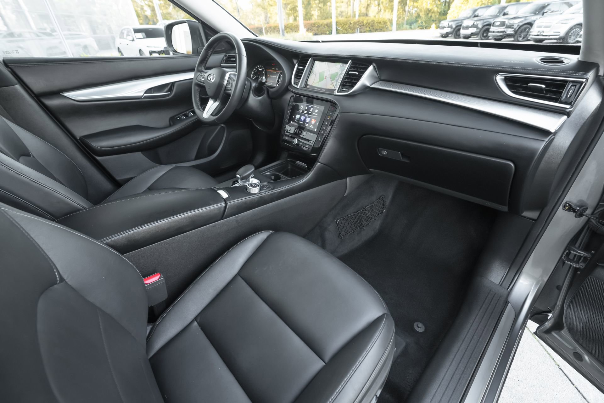 Used 2019 INFINITI QX50 Luxe w/ Navigation Package image 38