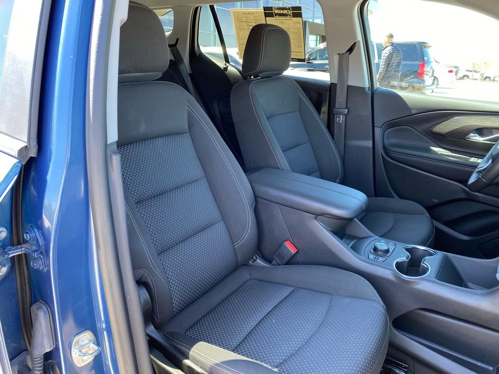 Used 2024 GMC Terrain SLE w/ Driver Convenience Package AWD/4WD image 30
