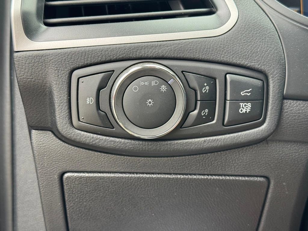 Used 2024 Ford Edge SEL w/ Convenience Package AWD/4WD image 16