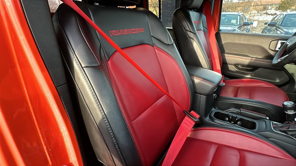 Used 2023 Jeep Wrangler Unlimited Rubicon 4xe image 16